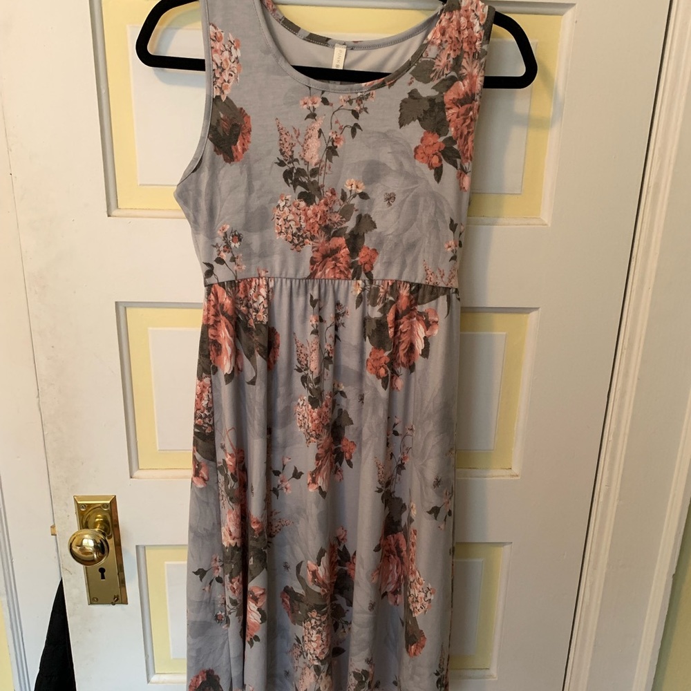 Pink blush maternity dress